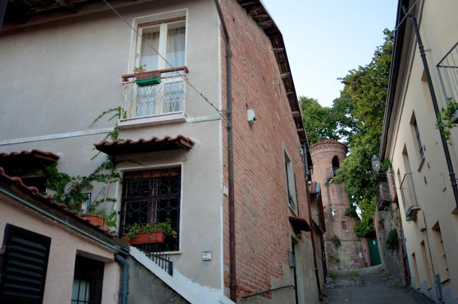 לינה וארוחת בוקר Gassino Torinese Il Cortiletto Dei Capperi מראה חיצוני תמונה